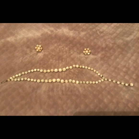 ➡️Vintage‼️➡️KRAMER WWII Necklace - Picture 5 of 8